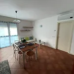 B.d.b Апартаменты *